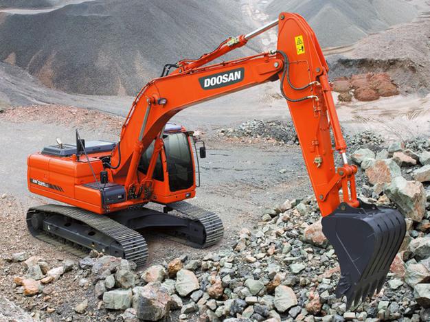 Экскаватор гусеничный Doosan DX-225LCA 2013г. в