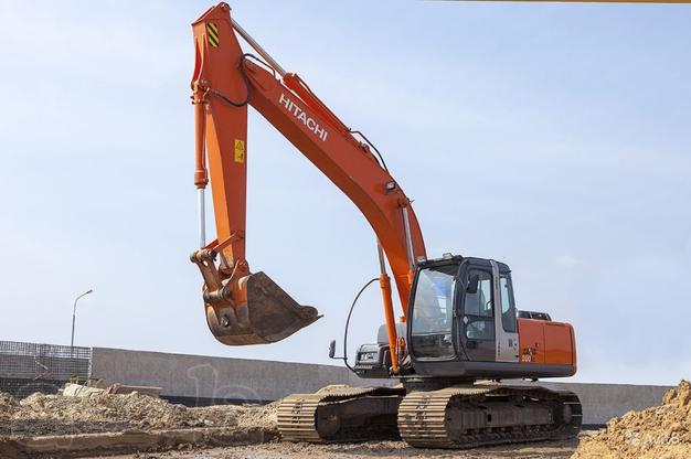 Аренда экскаватора гусеничного Hitachi ZX-200