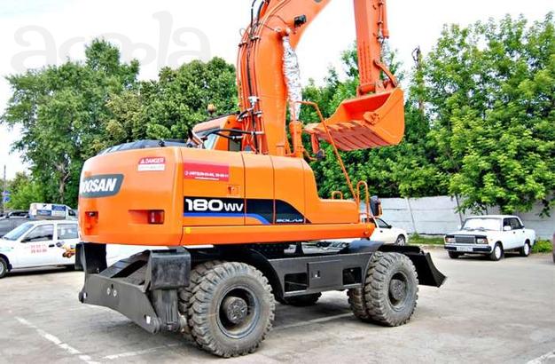 Экскаватор колёсный S-180